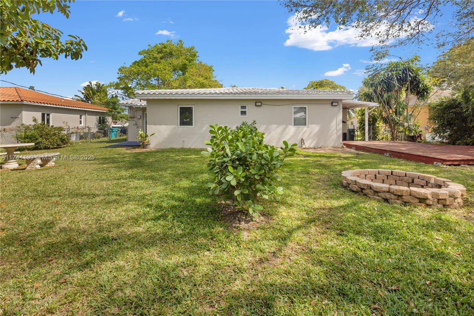 11010 NE 10th Ave, Biscayne Park, Florida image 17