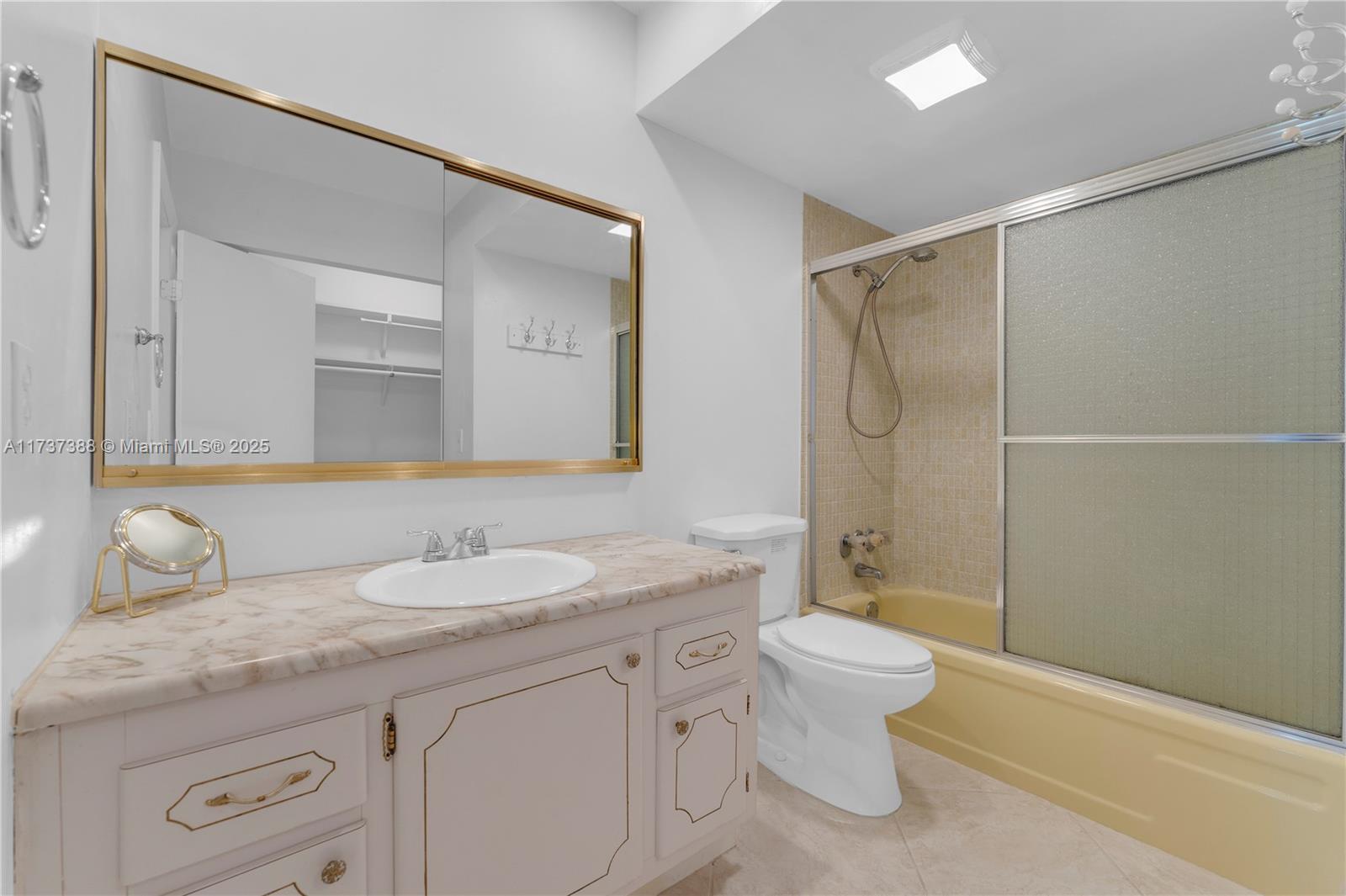Listing Photo 20