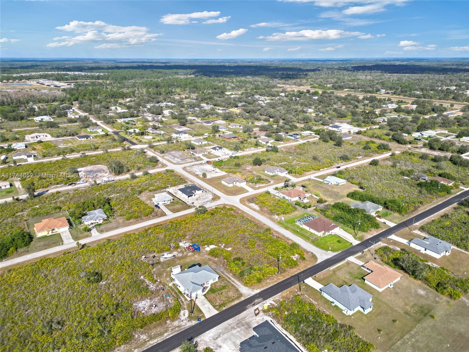 2914 67th St W, Lehigh Acres, Florida image 5