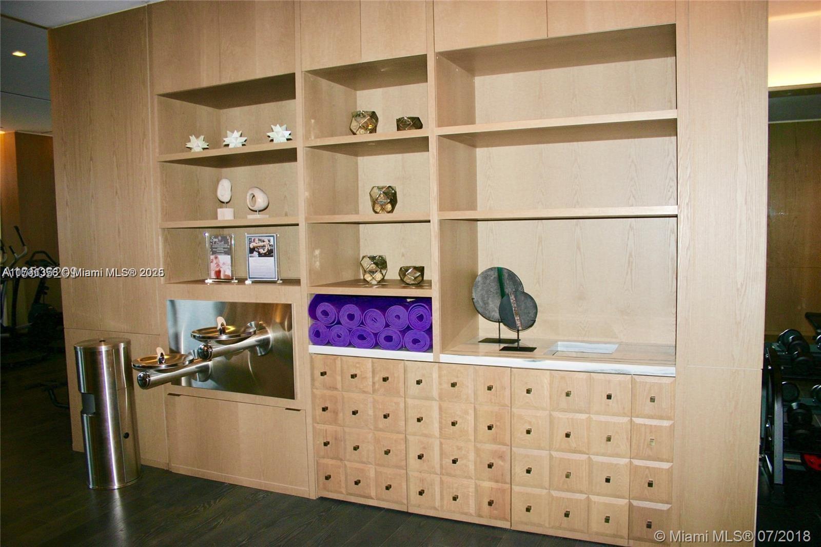 801 S Miami Ave #1709, Miami FL 33130