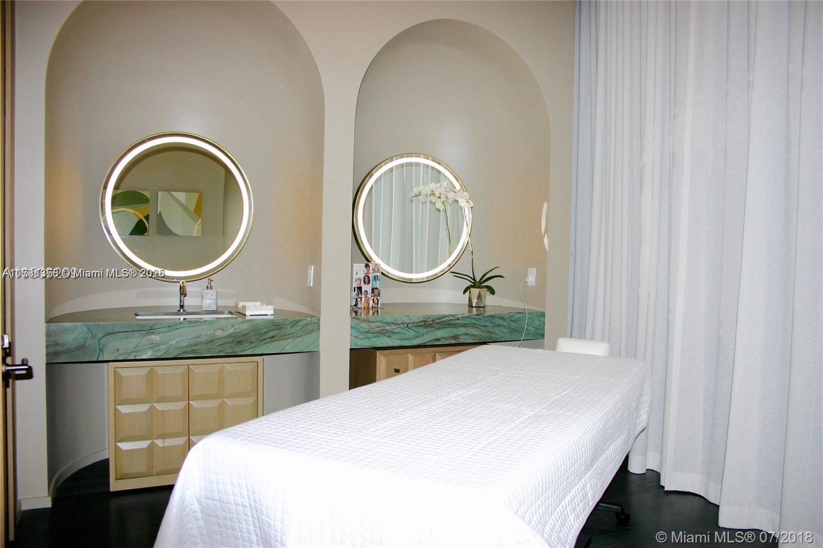 801 S Miami Ave #1709, Miami FL 33130