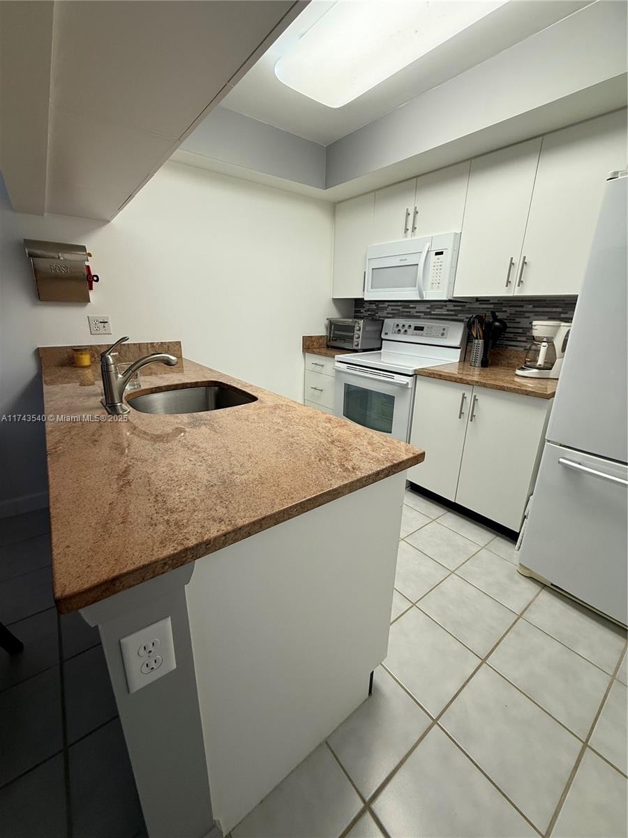 609 Waterside Dr #609, Hypoluxo, Florida image 21