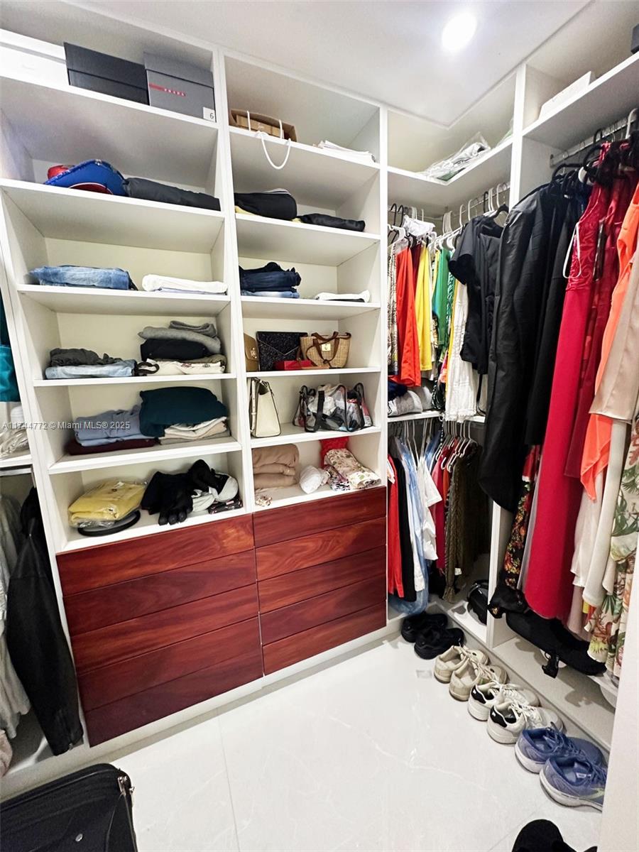Listing Photo 20