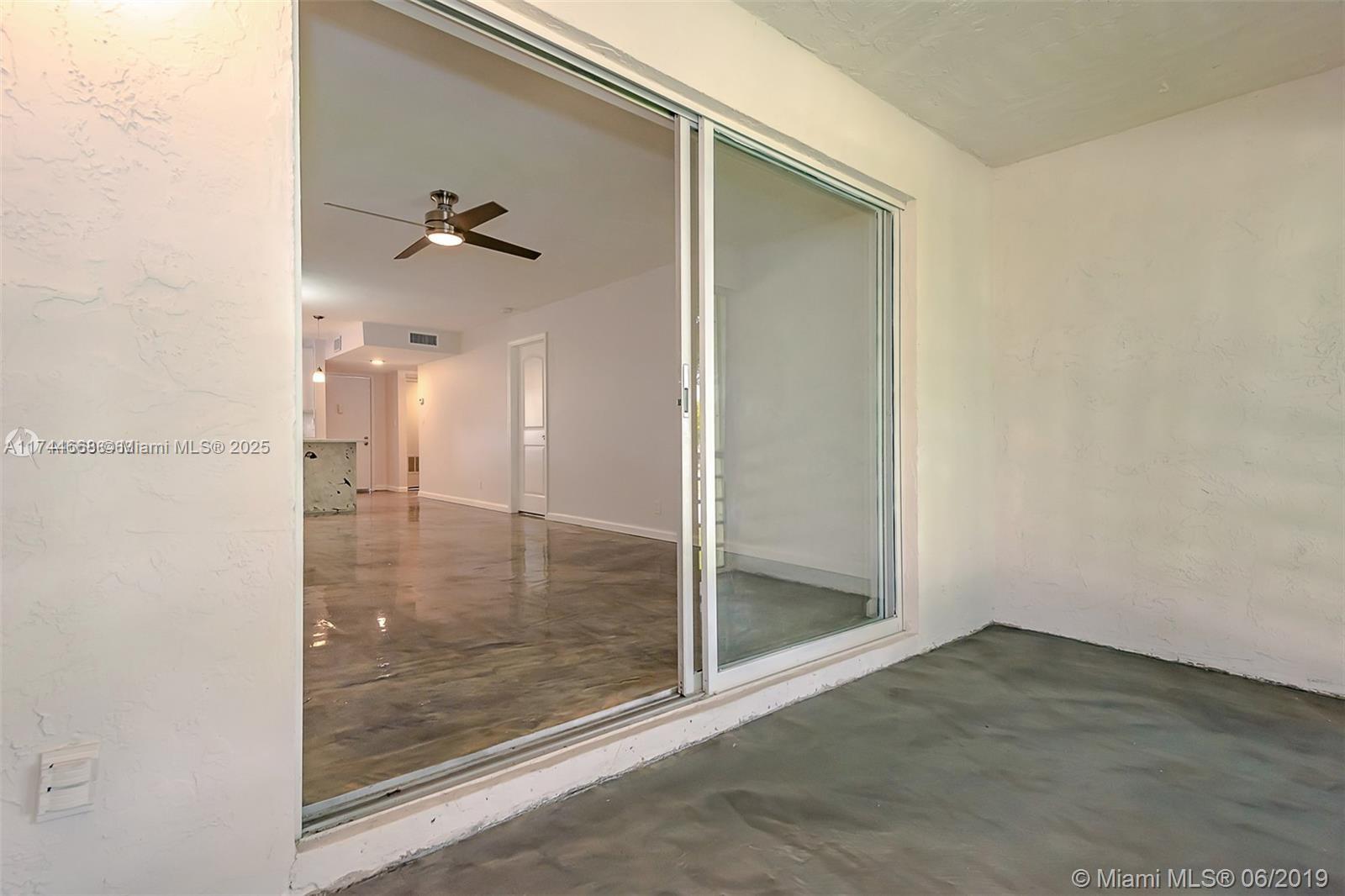 5510 N Lakewood Cir N #523, Margate, Florida image 16