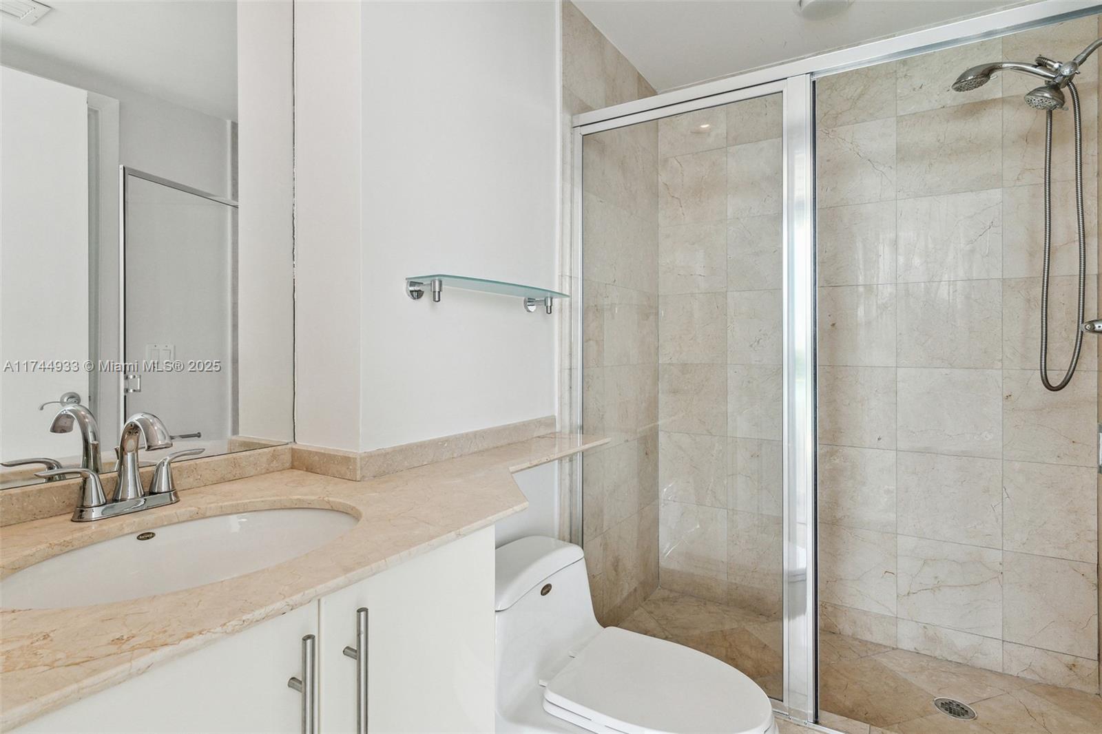1000 S Pointe Dr #904, Miami Beach FL 33139