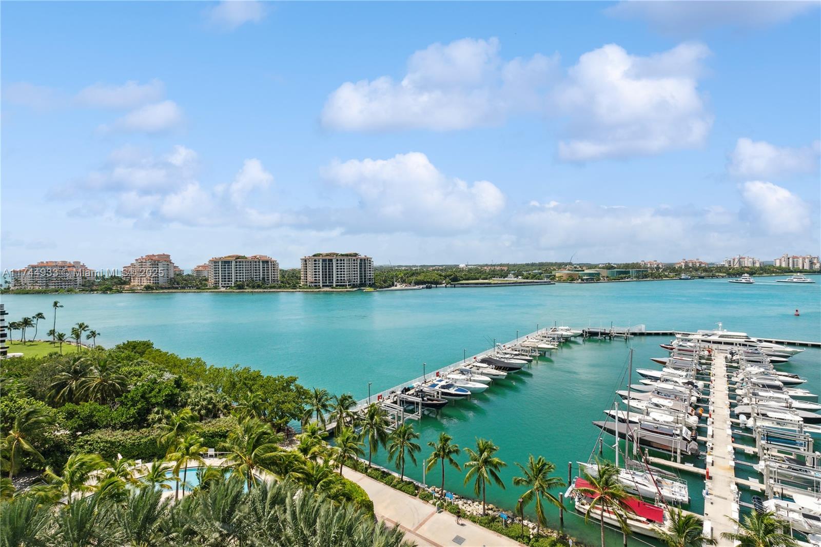 1000 S Pointe Dr #904, Miami Beach FL 33139