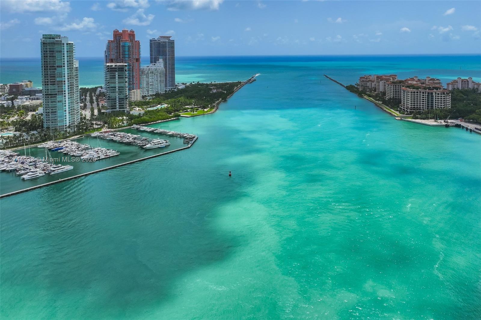 1000 S Pointe Dr #904, Miami Beach FL 33139