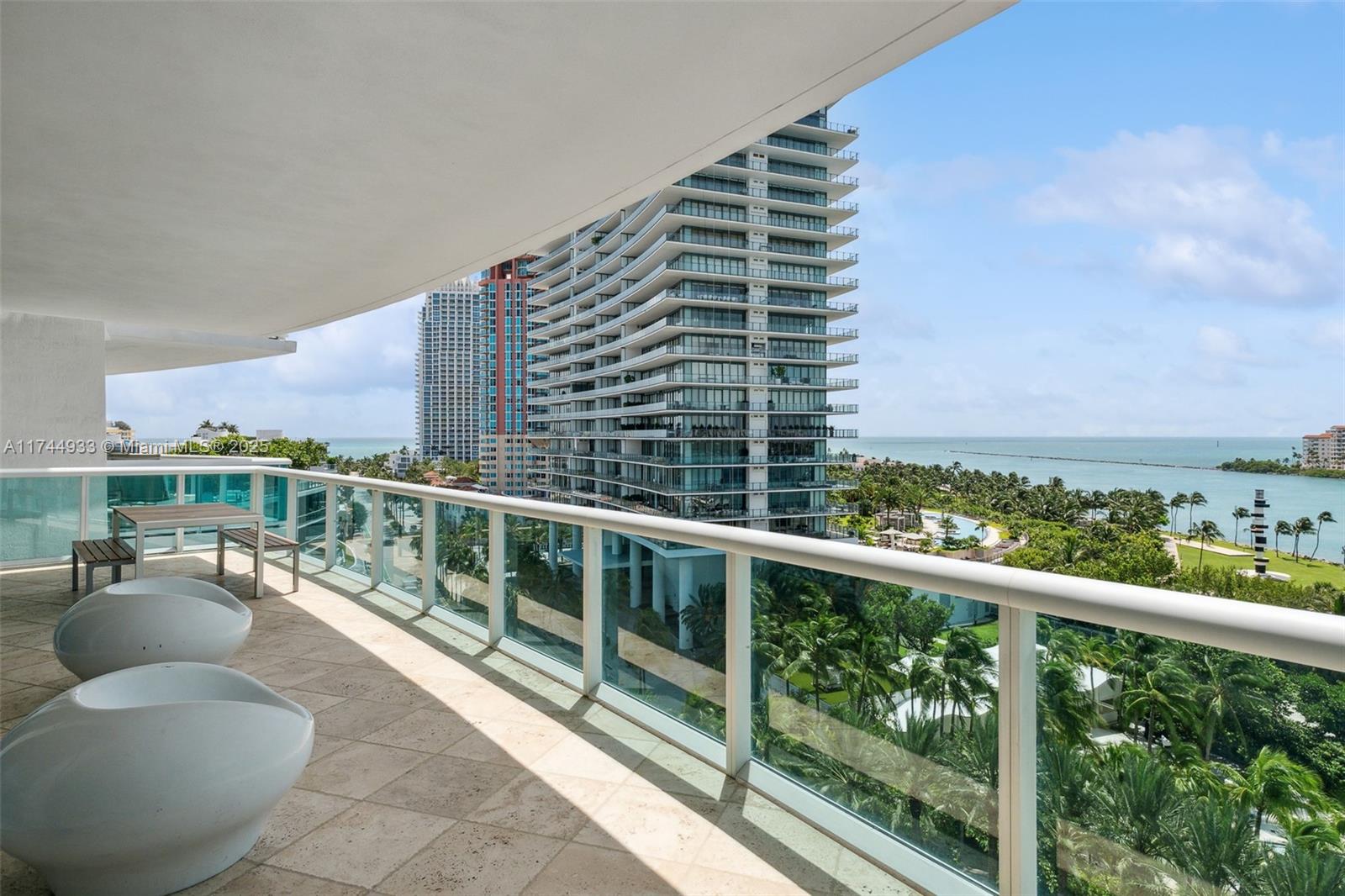 1000 S Pointe Dr #904, Miami Beach FL 33139