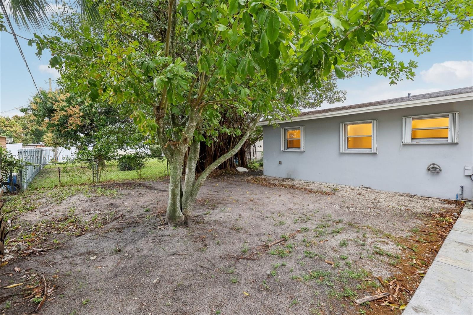 3851 NW 172nd Ter, Miami Gardens, Florida image 27