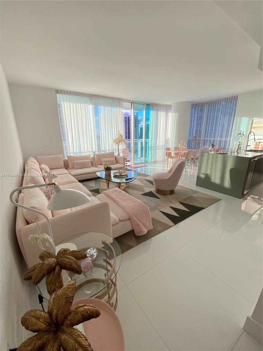 1080 Brickell Ave #2309, Miami FL 33131