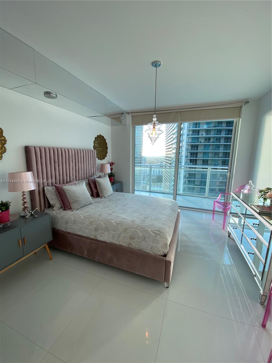 1080 Brickell Ave #2309, Miami FL 33131
