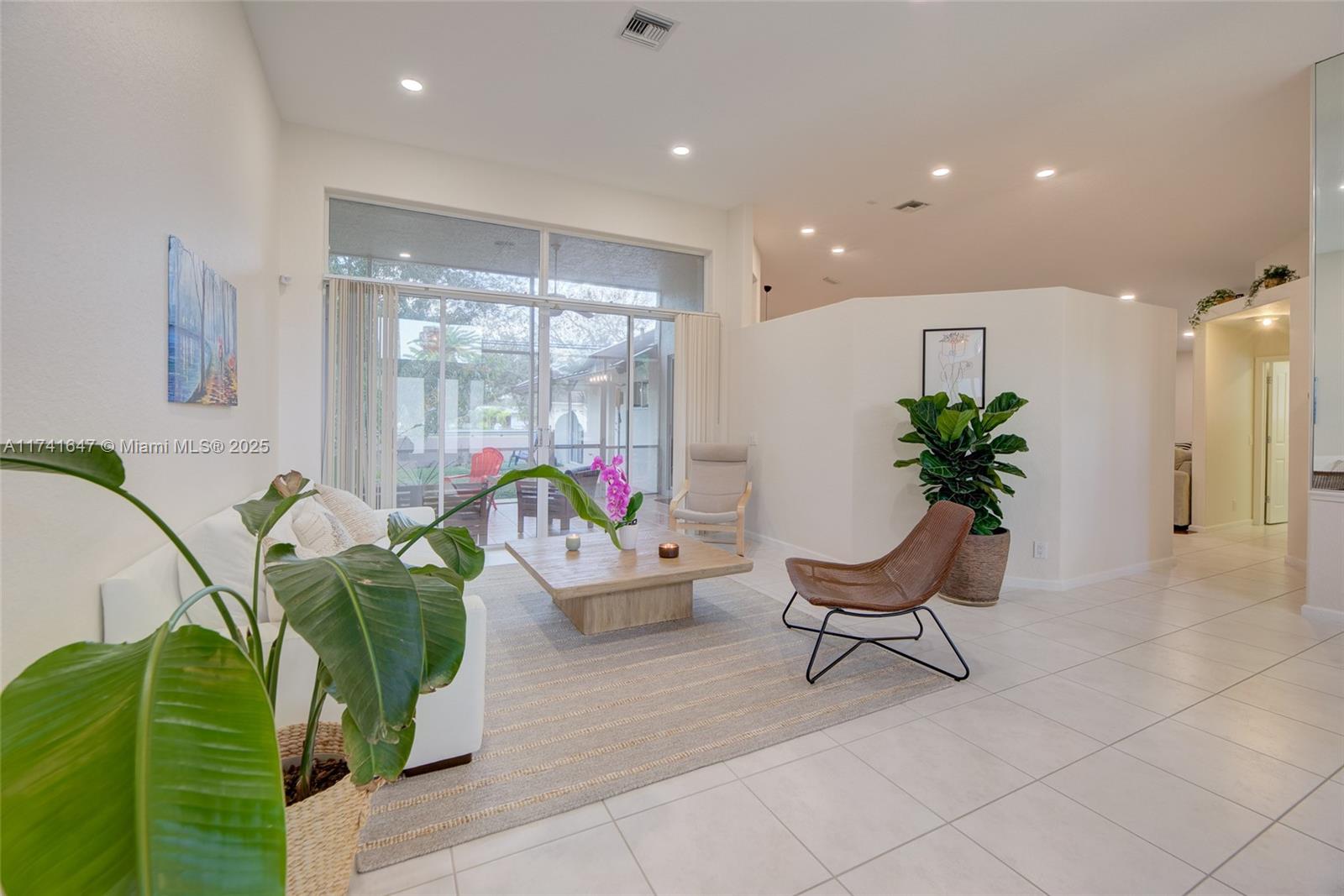 4345 SW 74th Way, Davie, Florida image 6