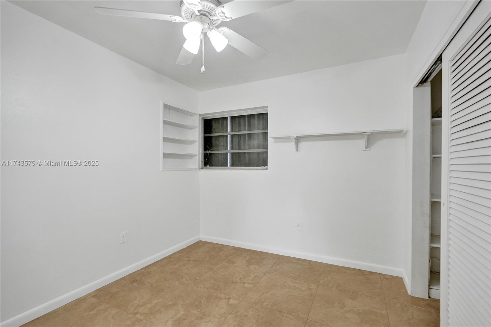 1701 S Treasure Dr, North Bay Village, Florida image 24