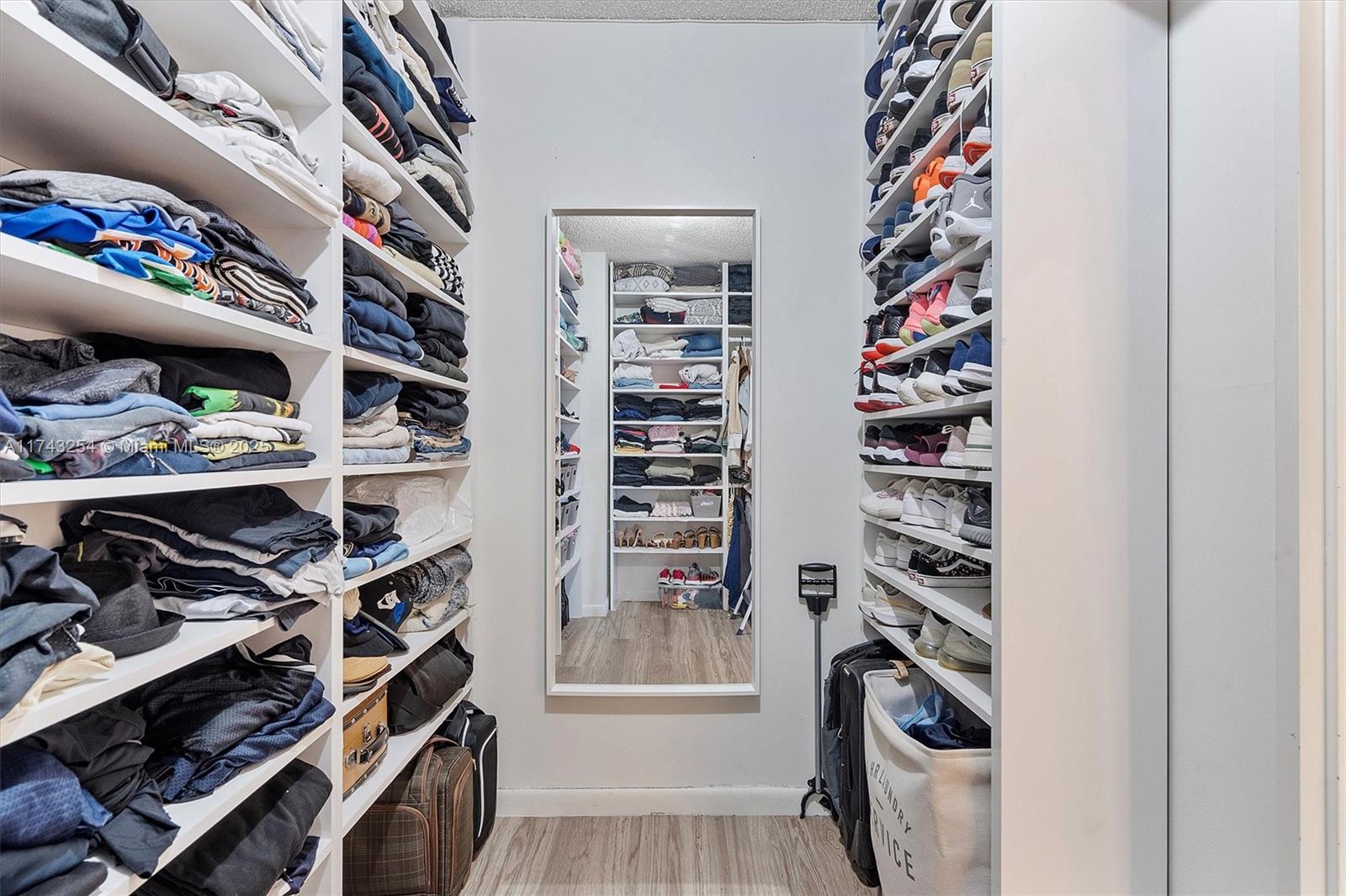 500 Three Islands Blvd #411, Hallandale Beach, Florida image 19