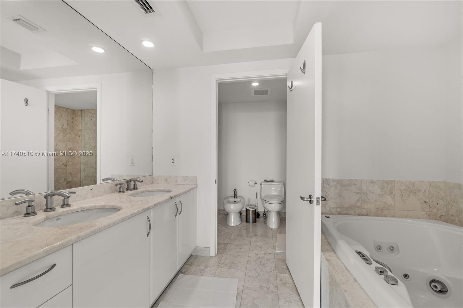 1331 Brickell Bay Dr #1007, Miami, Florida image 15