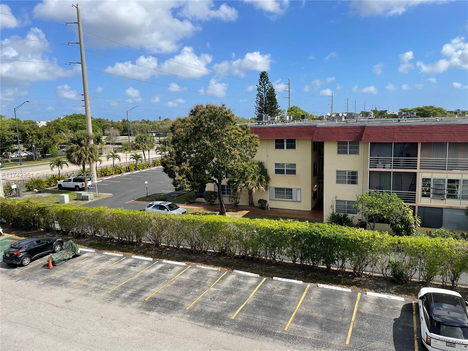 3099 NW 48th Ave #455, Lauderdale Lakes, Florida image 3