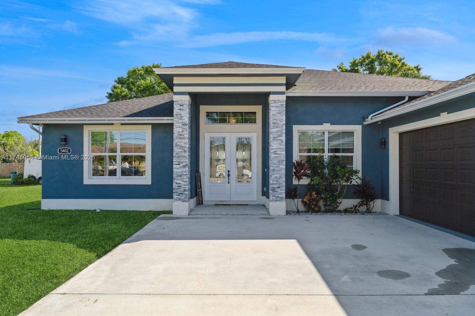 5402 Hickory Dr, Fort Pierce, Florida image 3