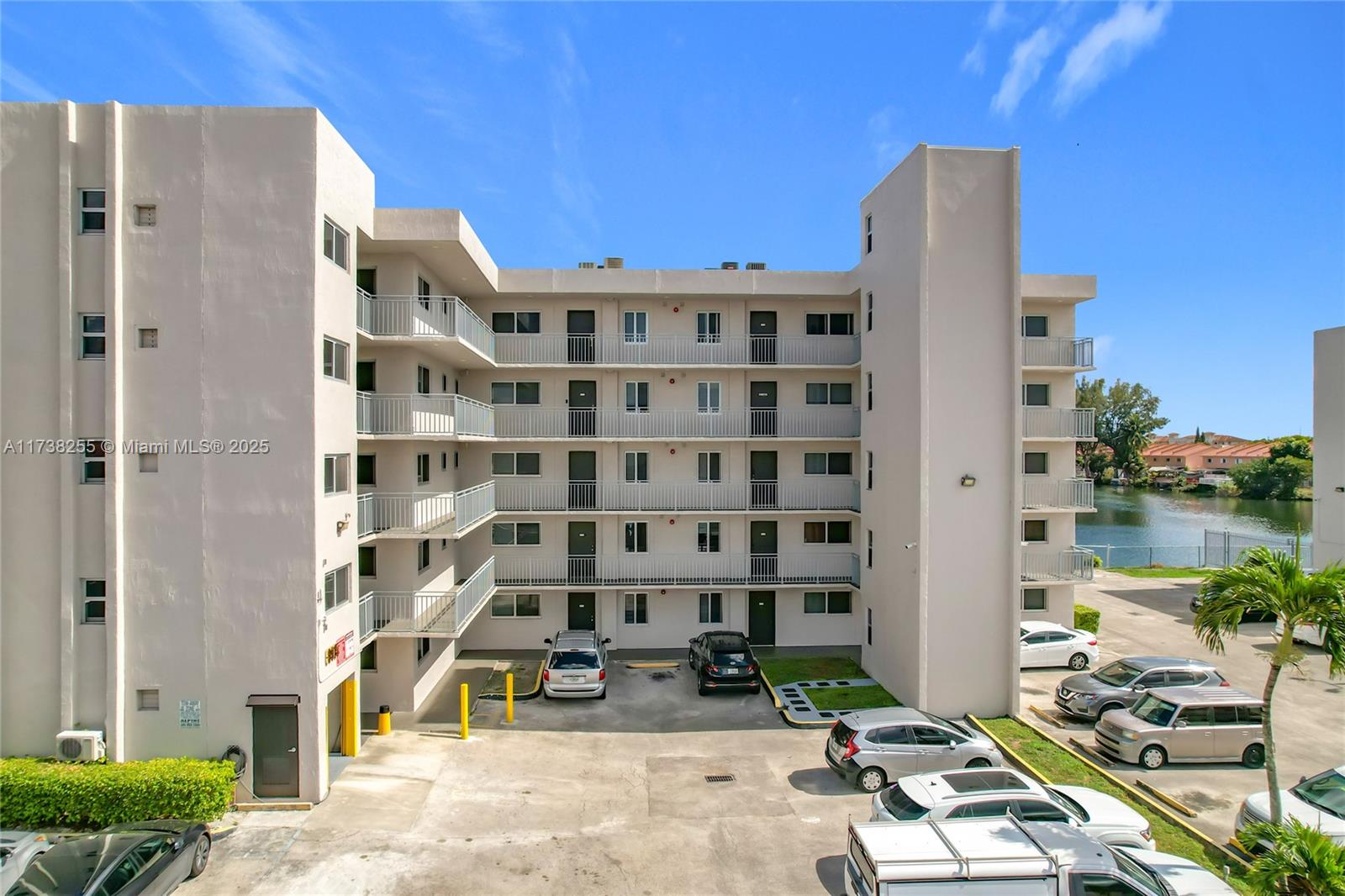 Listing Photo 17