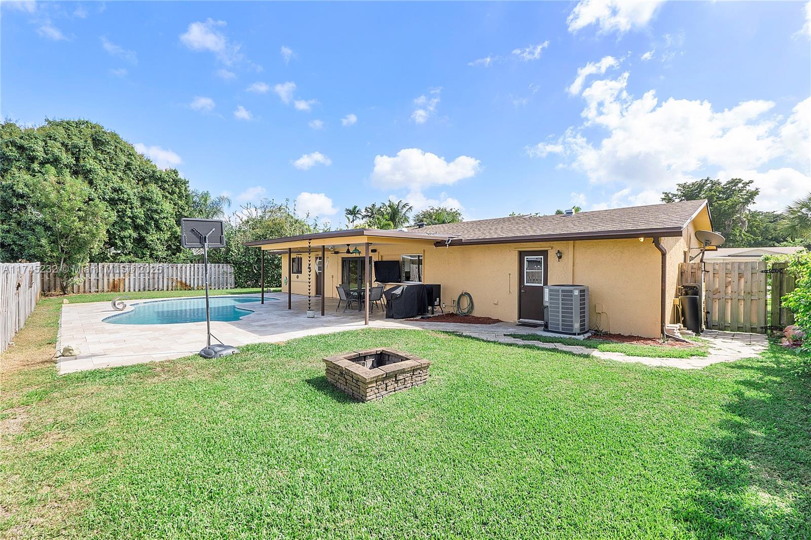 4111 NW 7th St, Coconut Creek, Florida image 31