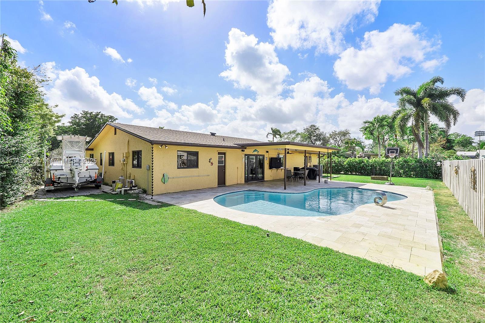 4111 NW 7th St, Coconut Creek, Florida image 32