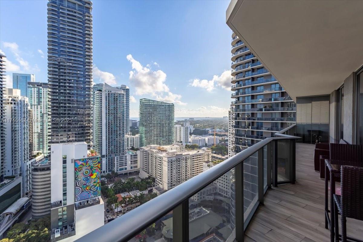 801 S Miami Ave #2902, Miami FL 33130