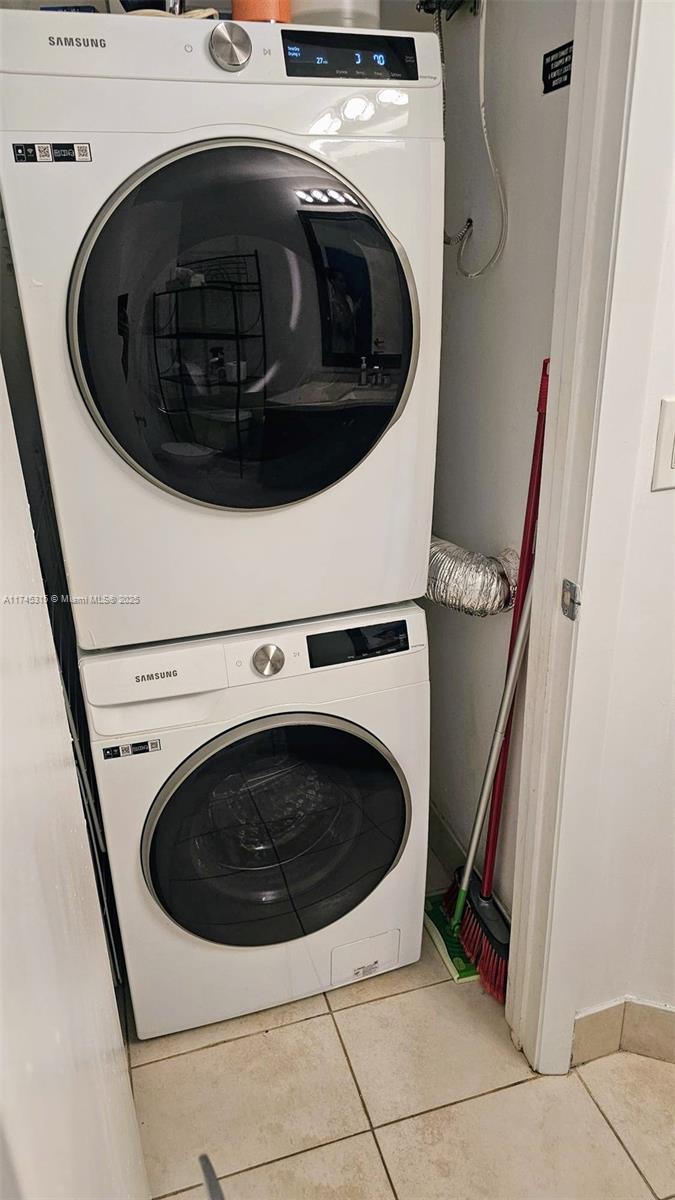 Listing Photo 11