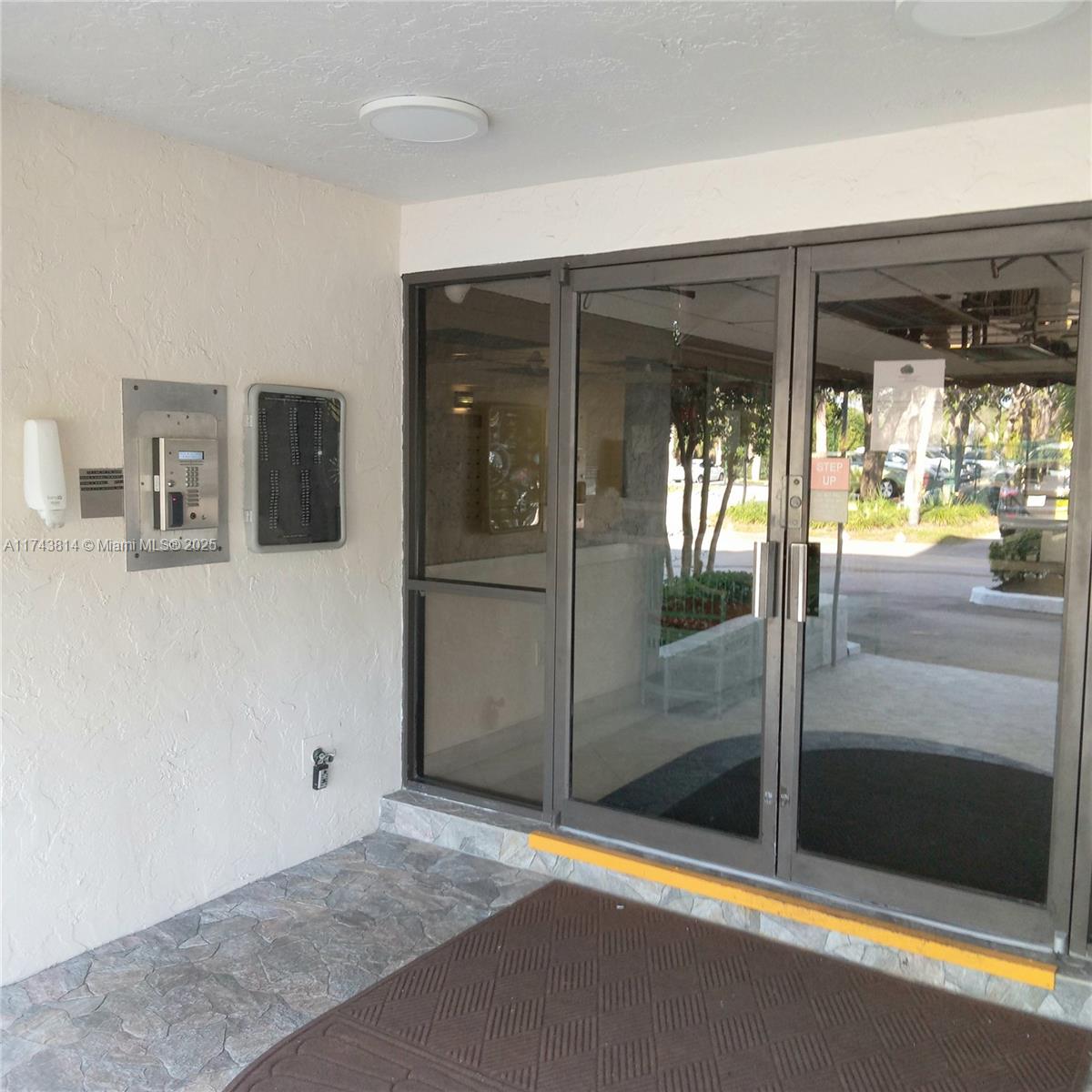 Property photo # 9