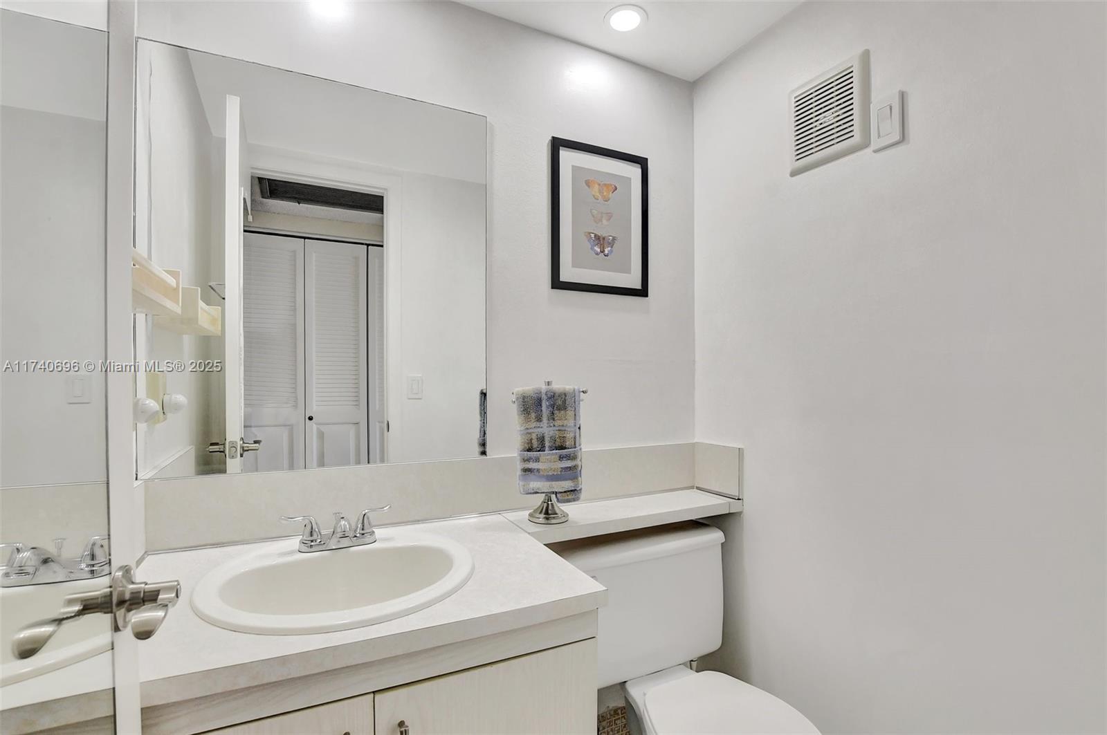3034 Harwood D #3034, Deerfield Beach, Florida image 8
