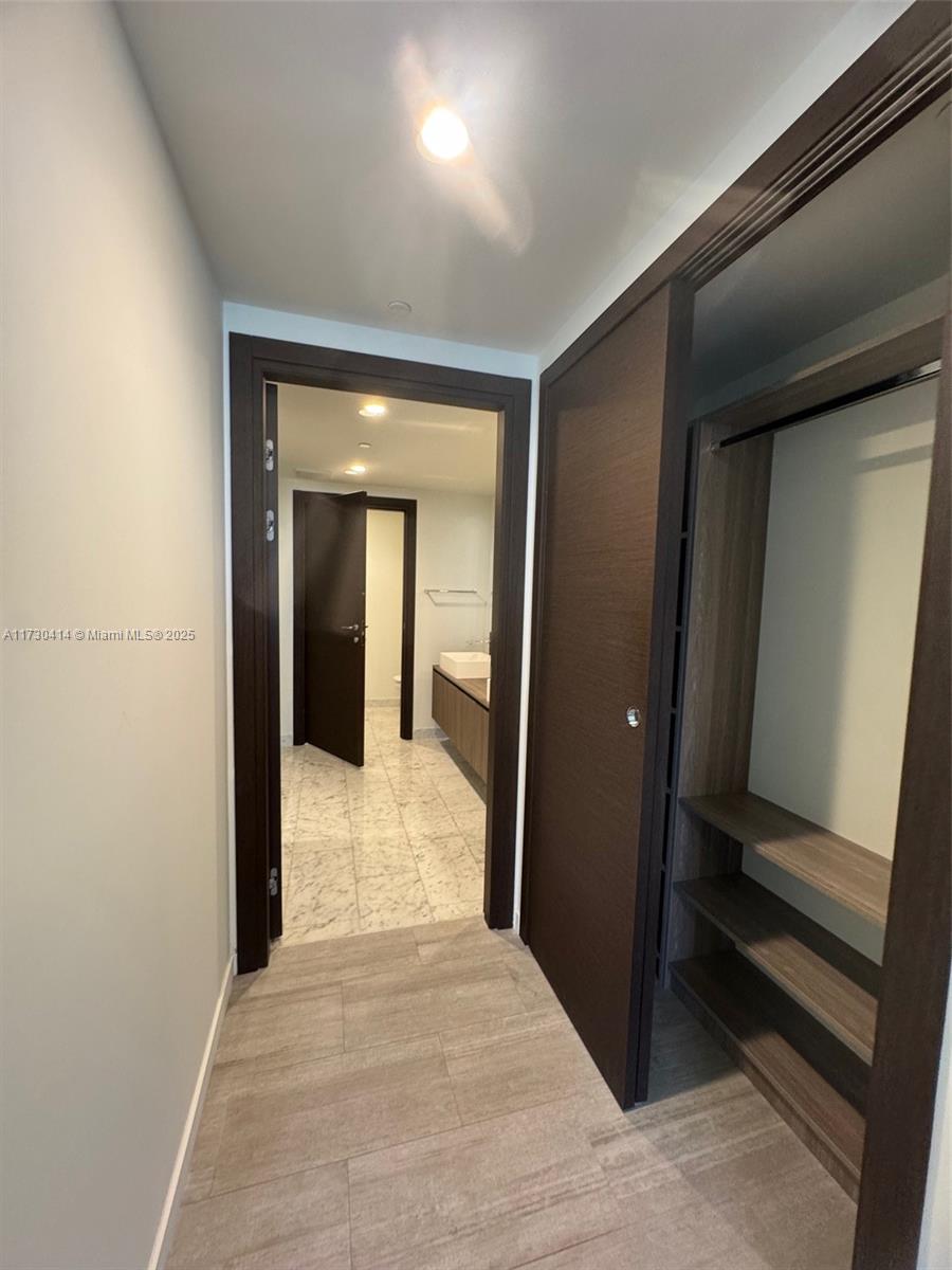 1000 Brickell Plz #3214, Miami FL 33131