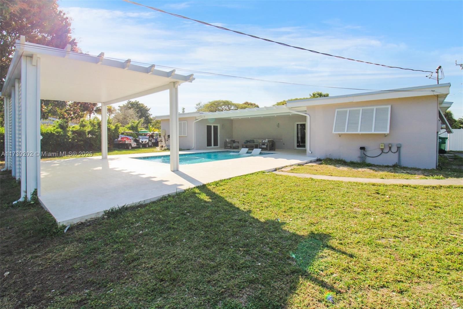 Listing Photo 18