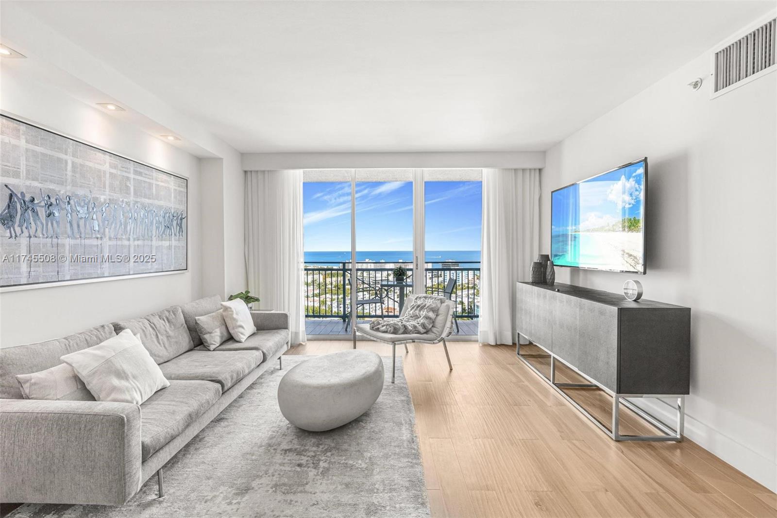 90 Alton Rd #2305, Miami Beach FL 33139
