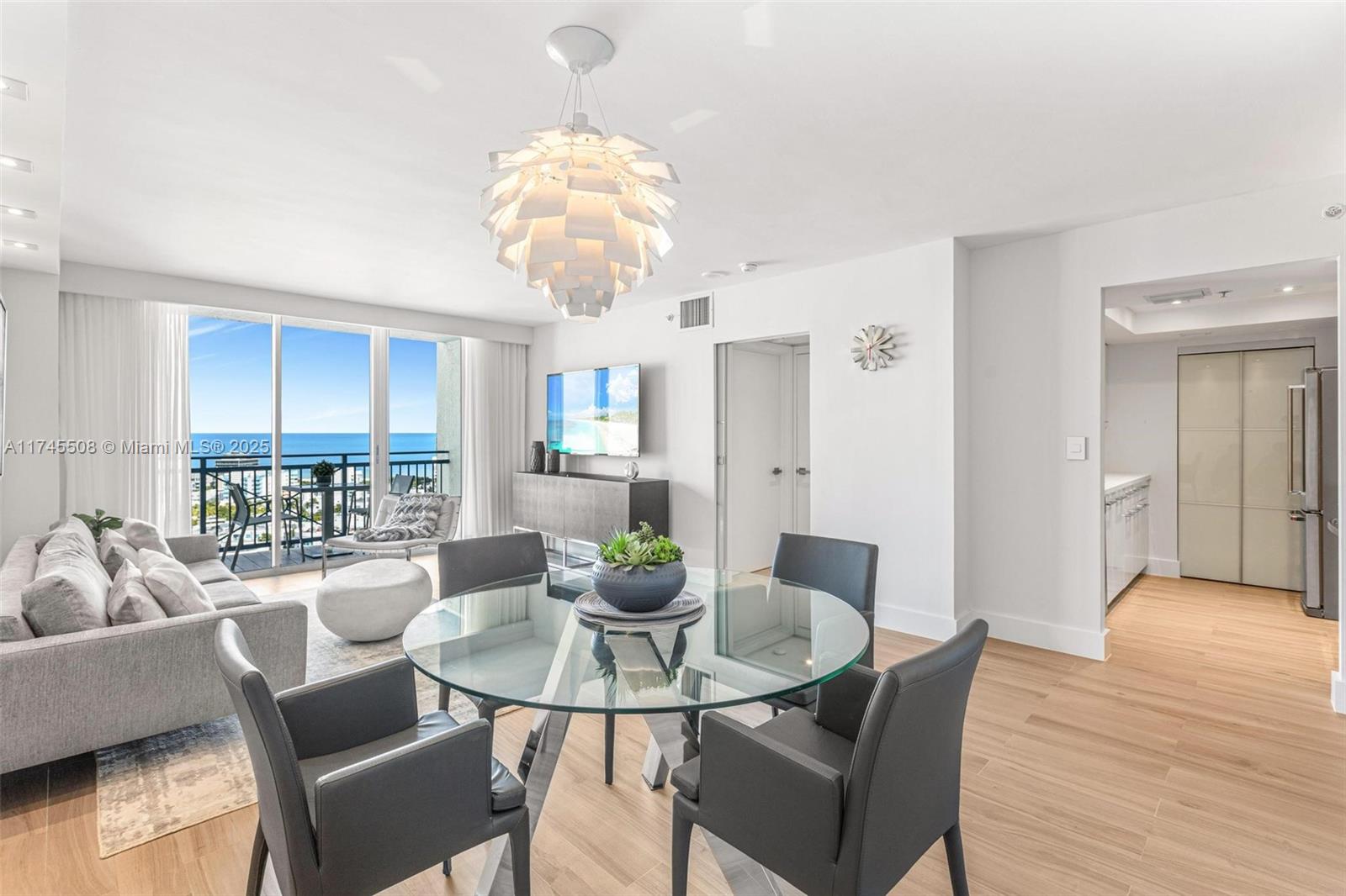 90 Alton Rd #2305, Miami Beach FL 33139