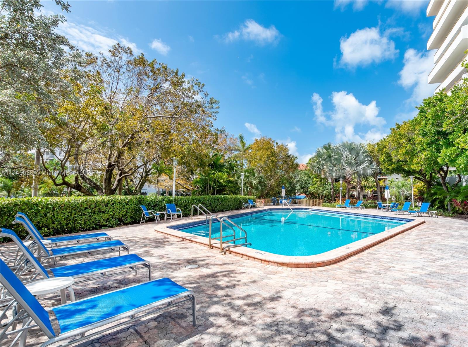 155 Ocean Lane Dr #303, Key Biscayne FL 33149
