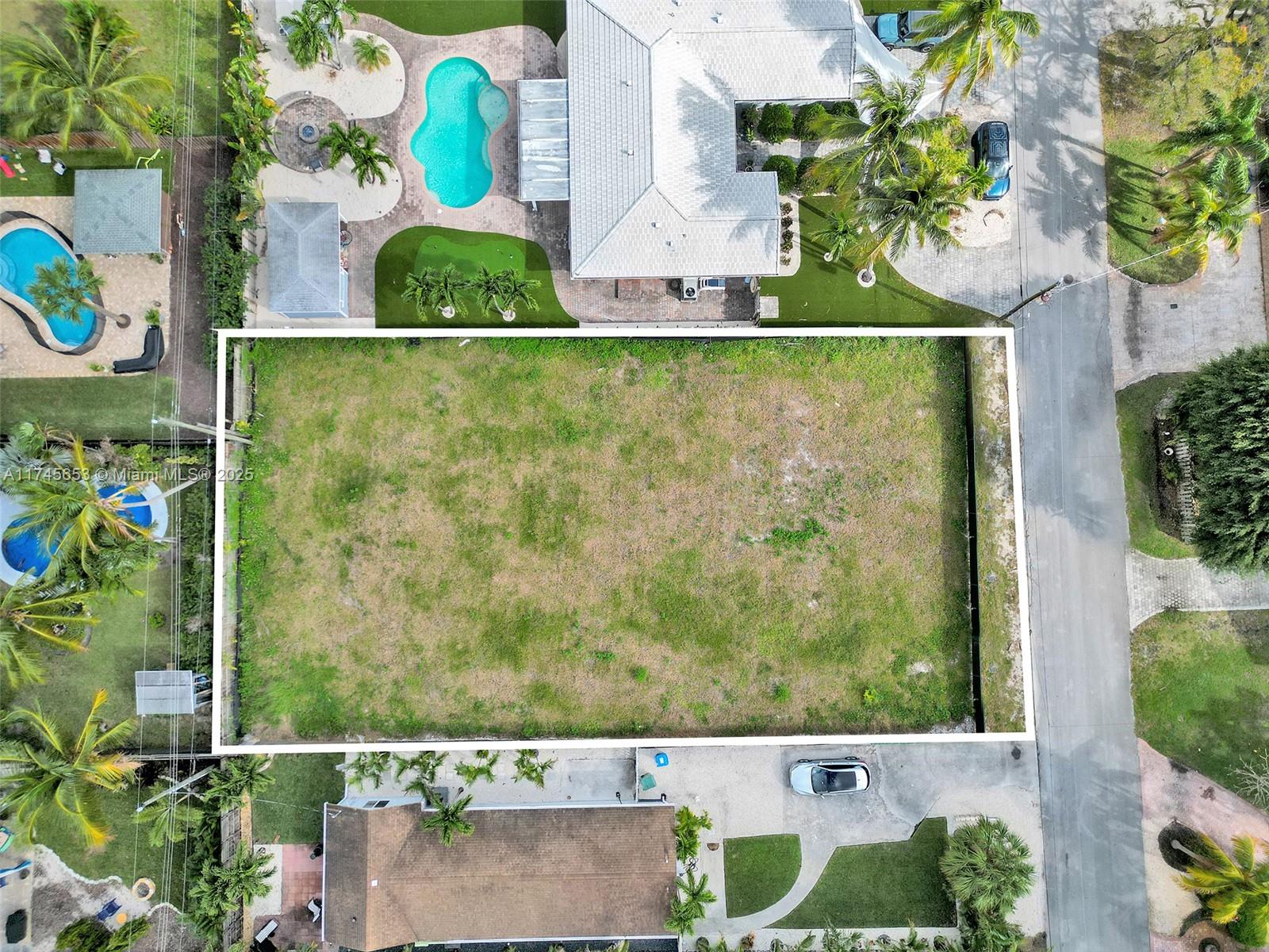 1547 NE 35th St, Oakland Park, Florida image 2