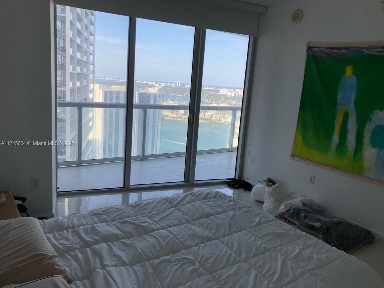 495 Brickell Ave #4806, Miami FL 33131