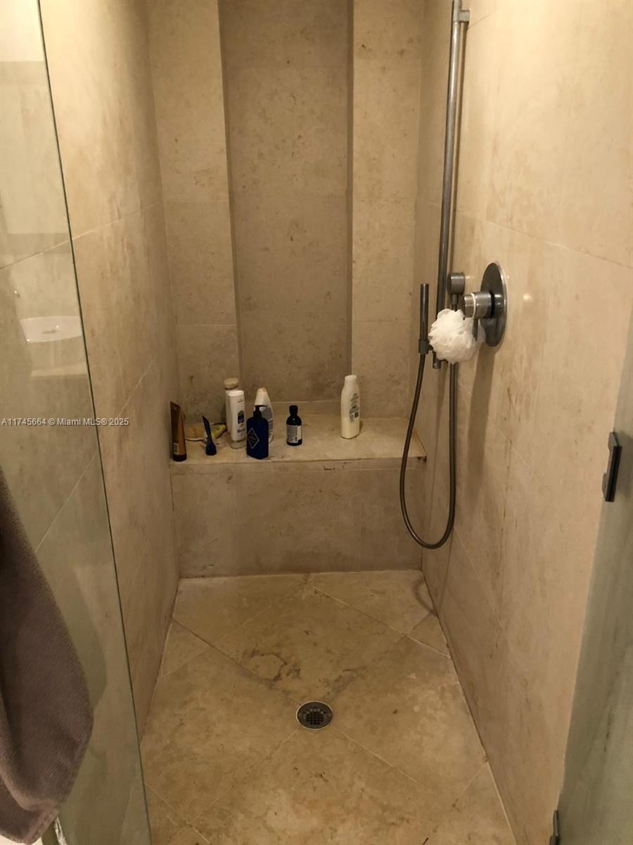 495 Brickell Ave #4806, Miami FL 33131