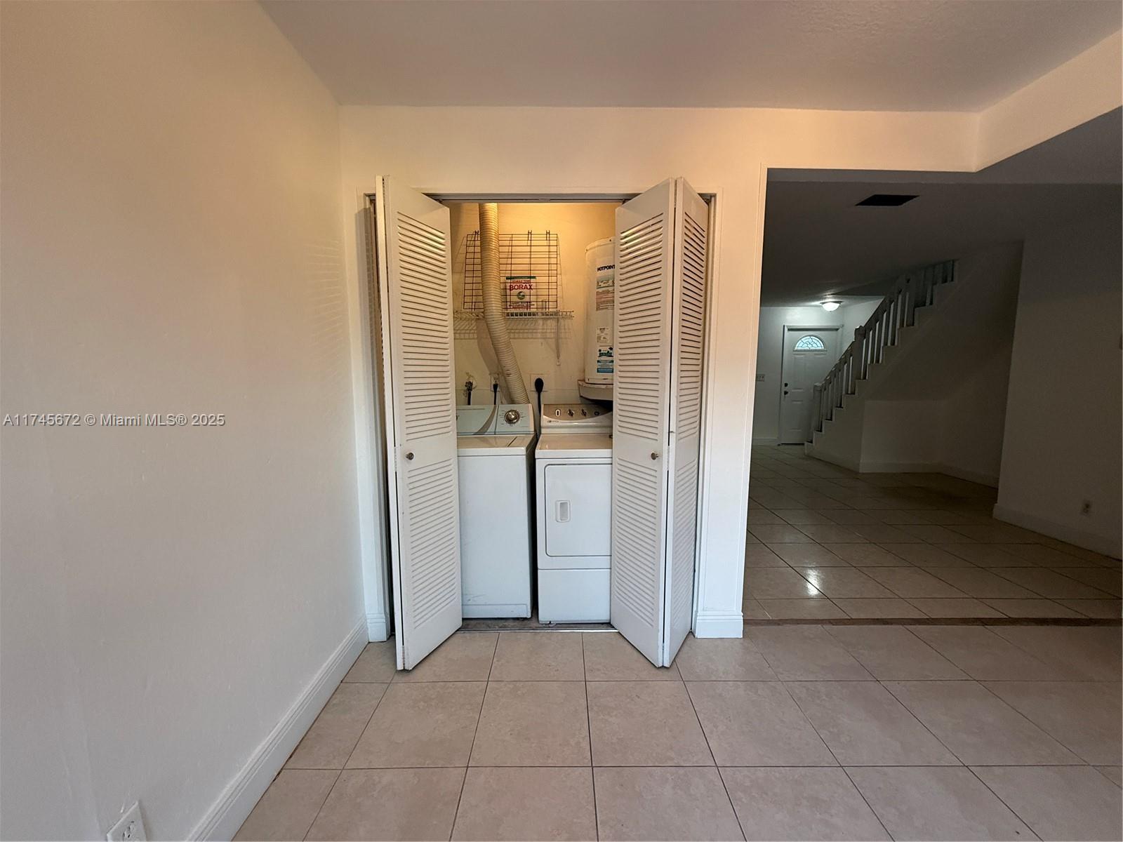 7904 Kimberly Blvd #403, North Lauderdale, Florida image 5