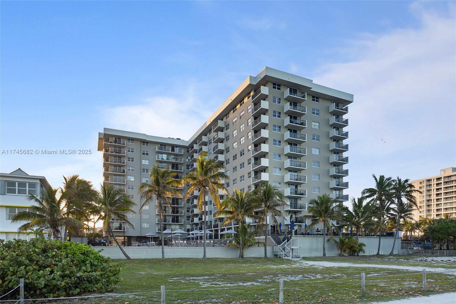 9273 Collins Ave #201, Surfside, Florida image 31