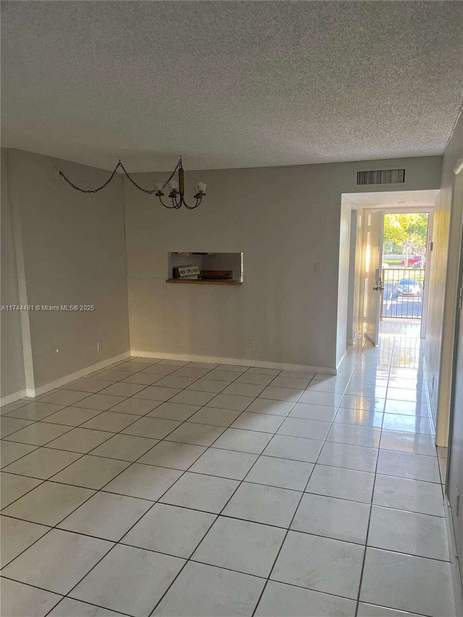 3141 NW 47th Ter #227, Lauderdale Lakes, Florida image 3