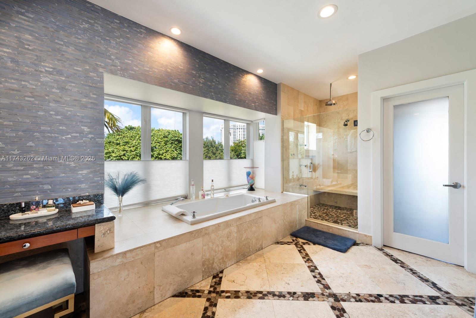 1500 NE 103rd St, Miami Shores, Florida image 15