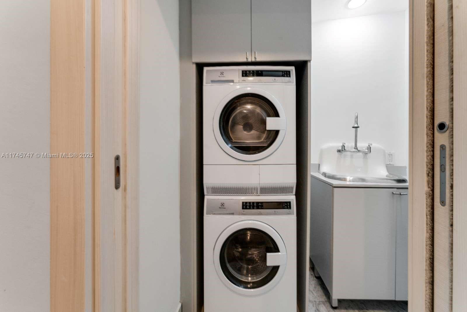 Listing Photo 12