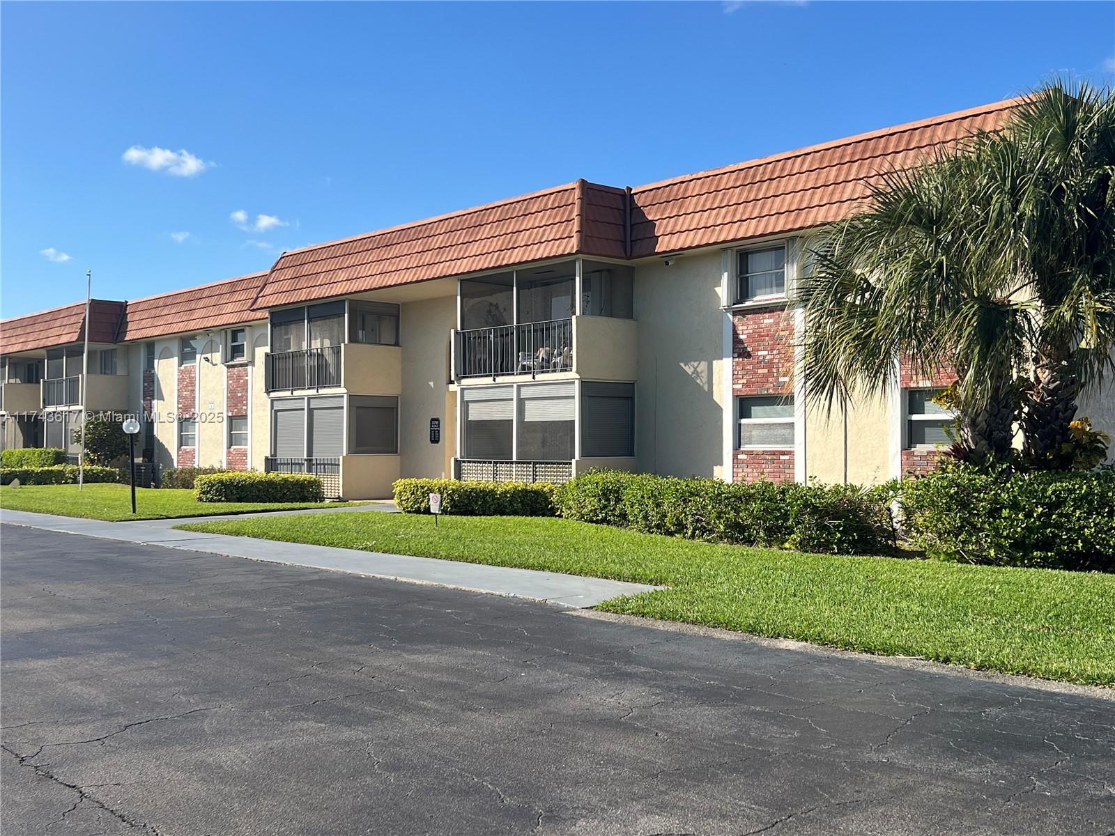 22795 SW 66th Avenue #104, Boca Raton, Florida image 1