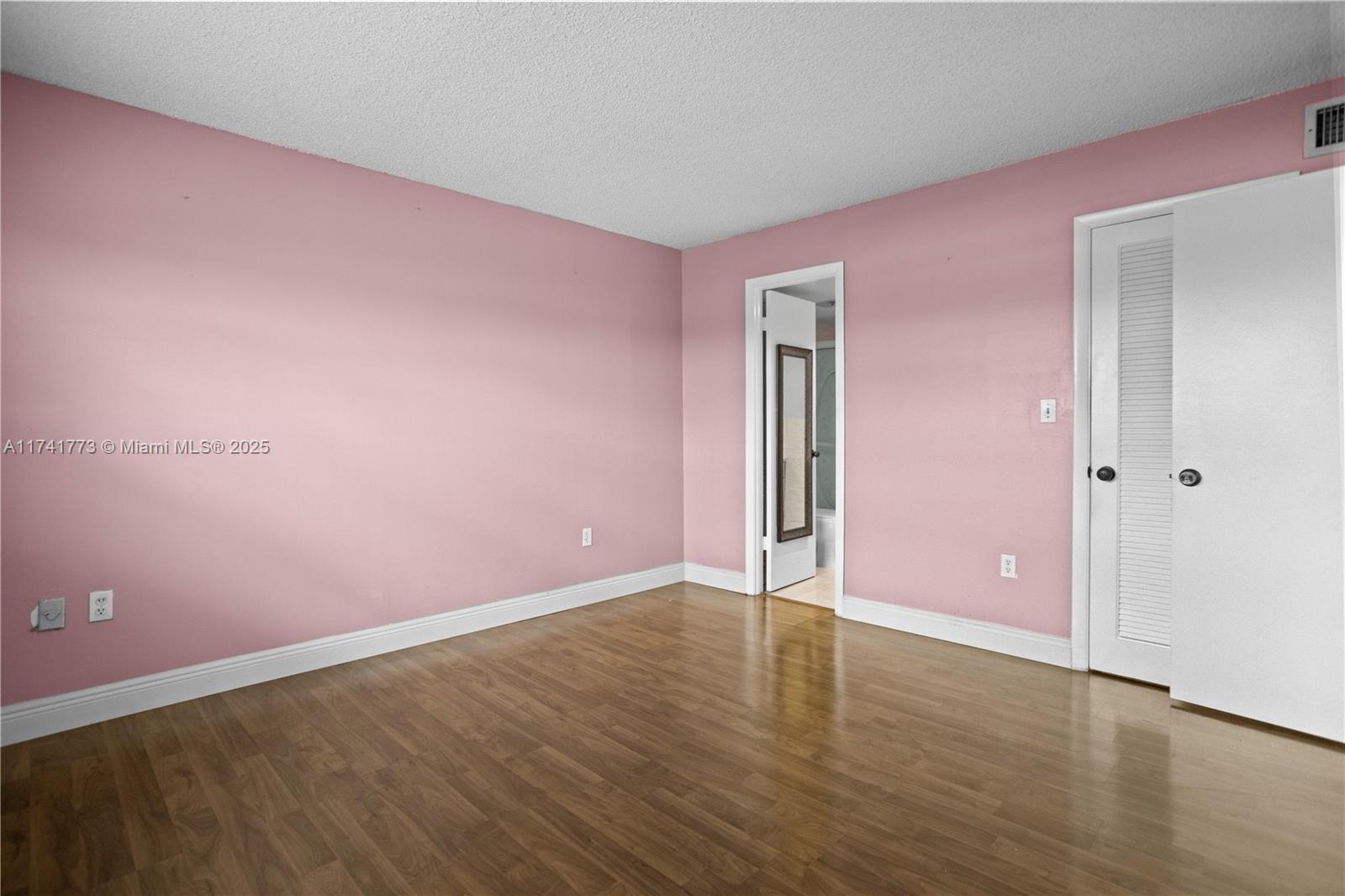 2811 N Pine Island Rd #302, Sunrise, Florida image 9