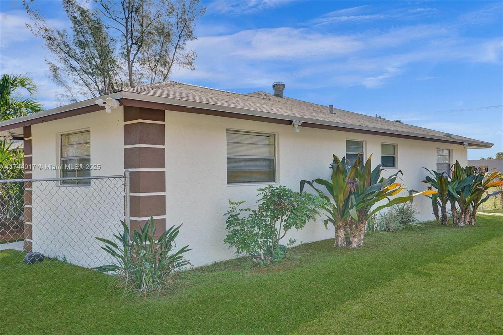 400 NE 2nd St, Boynton Beach, Florida image 43