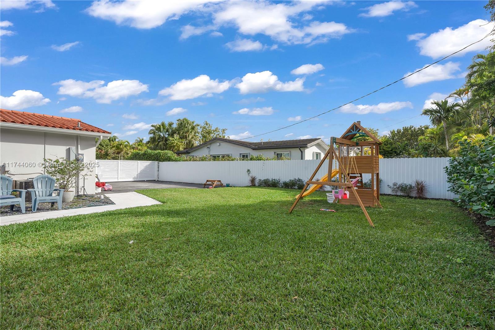 Listing Photo 44