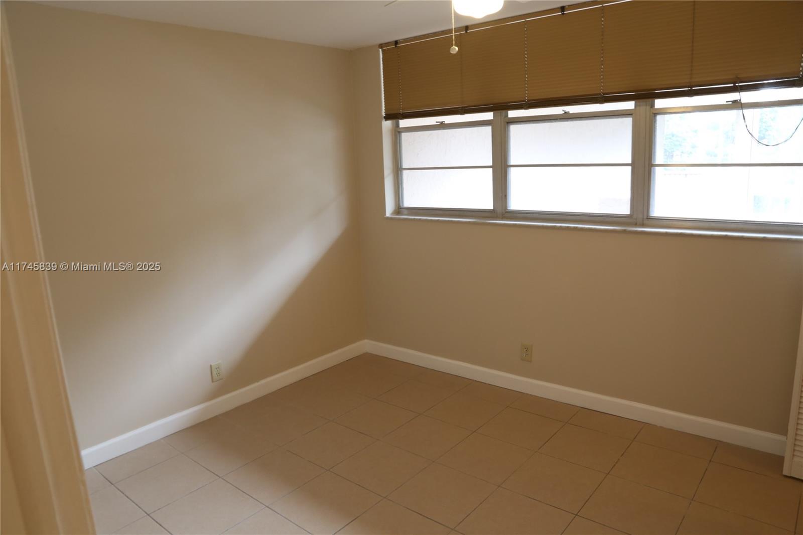 1811 Sabal Palm Dr #206, Davie, Florida image 12