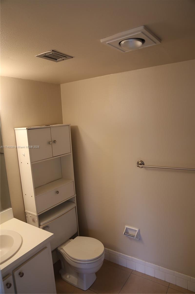 1811 Sabal Palm Dr #206, Davie, Florida image 17