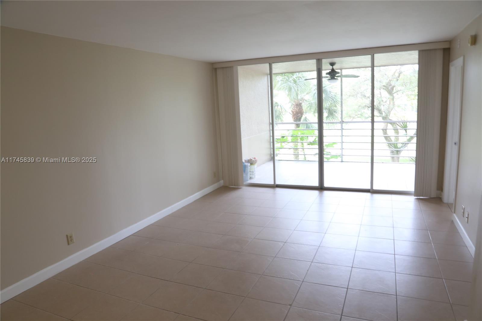1811 Sabal Palm Dr #206, Davie, Florida image 2