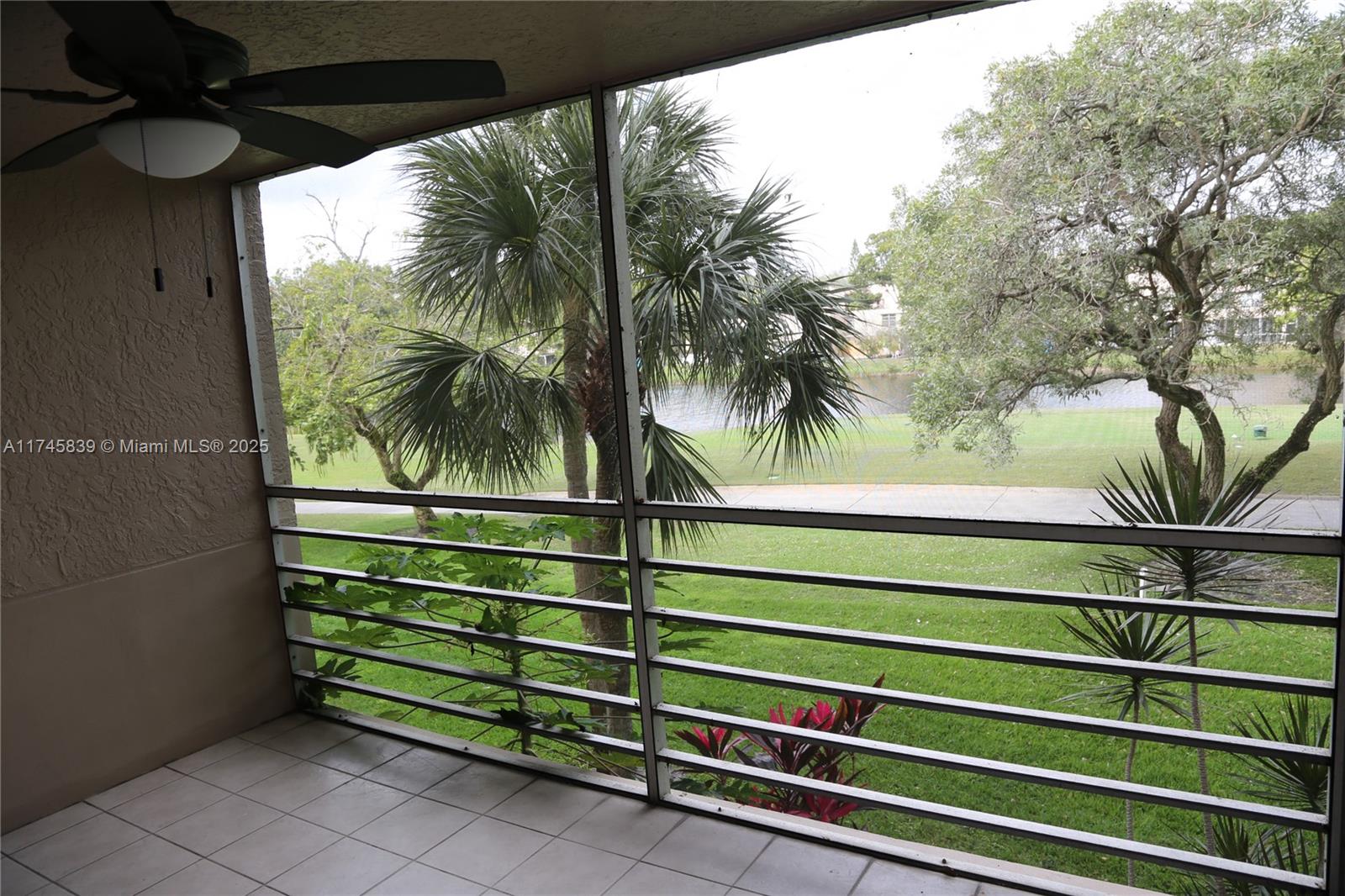 1811 Sabal Palm Dr #206, Davie, Florida image 3