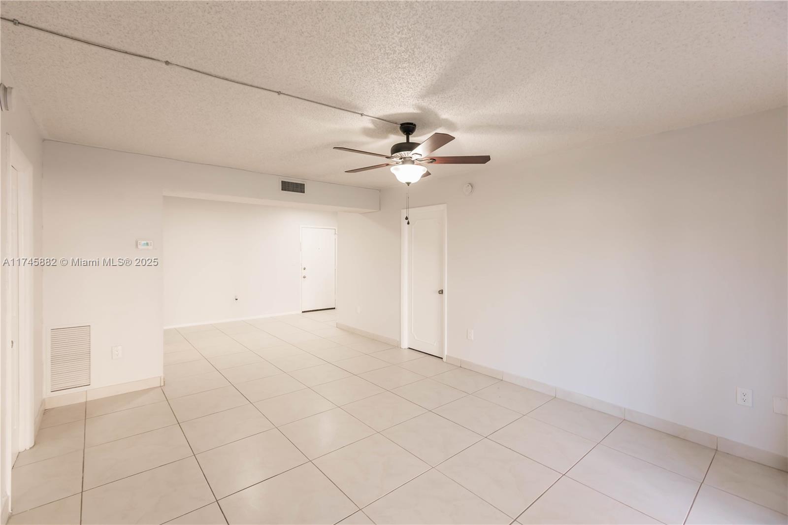 4152 Inverrary Dr #103, Lauderhill, Florida image 7